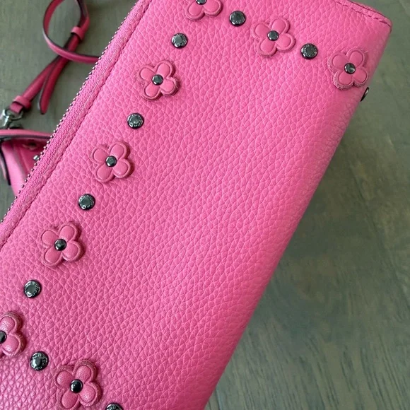 LIKE NEW Coach Chelsea Floral Dark Pink Leather Bag w/Matching Accordion Wallet - Picture 8 of 9